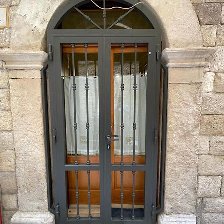 La Stanza 2 Apartment Bari Bagian luar foto