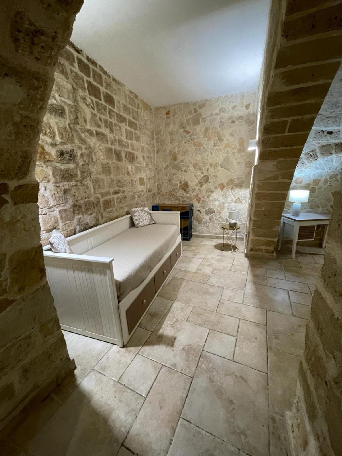 La Stanza 2 Apartment Bari Bagian luar foto